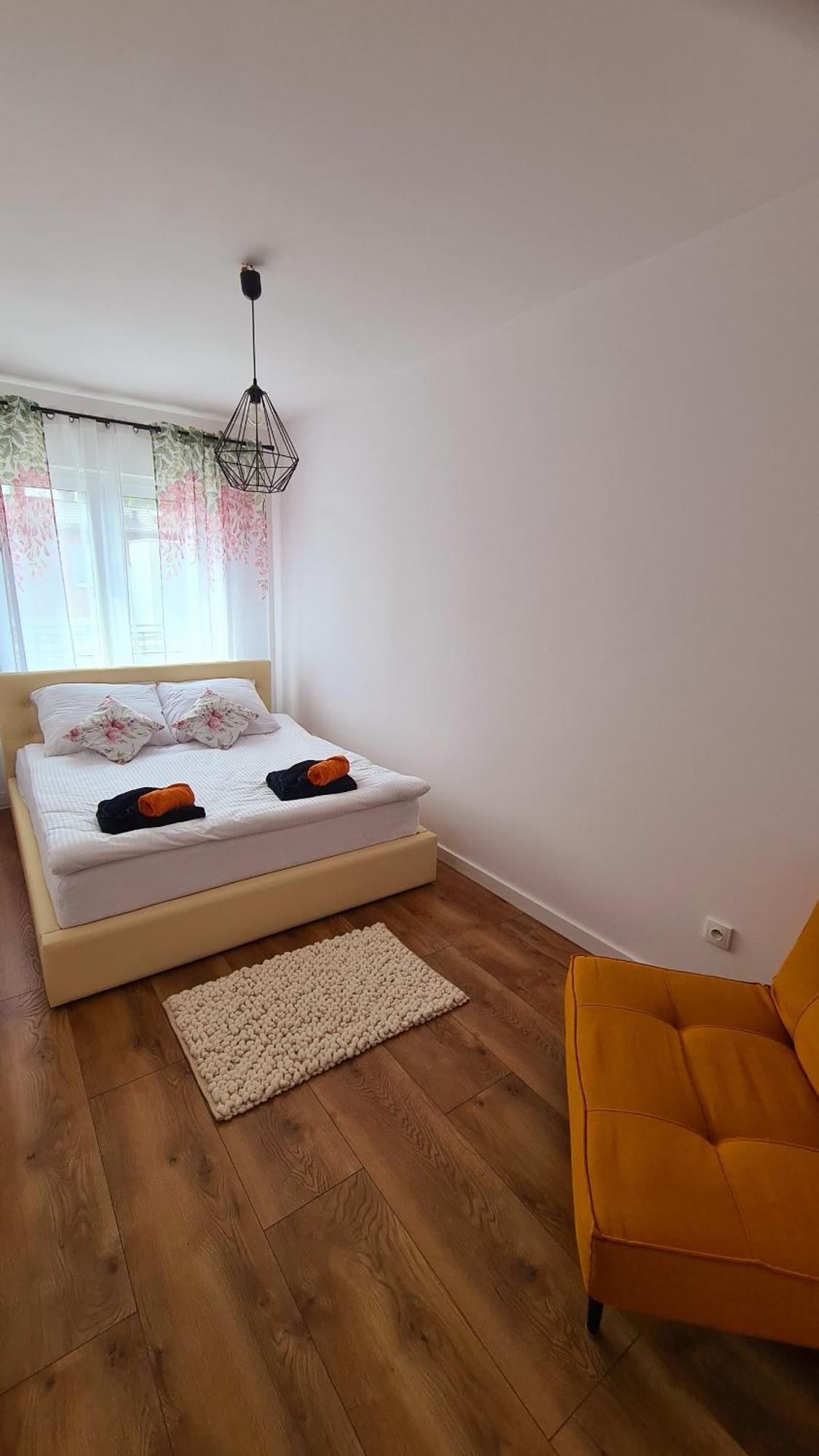 Top Apartament II Namysłów Esterno foto